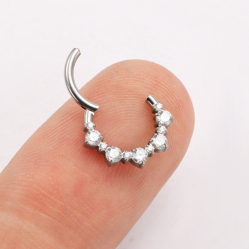 ASTM F136 TItanium Daith Click – Zoor Body Jewelry recenzja i cena