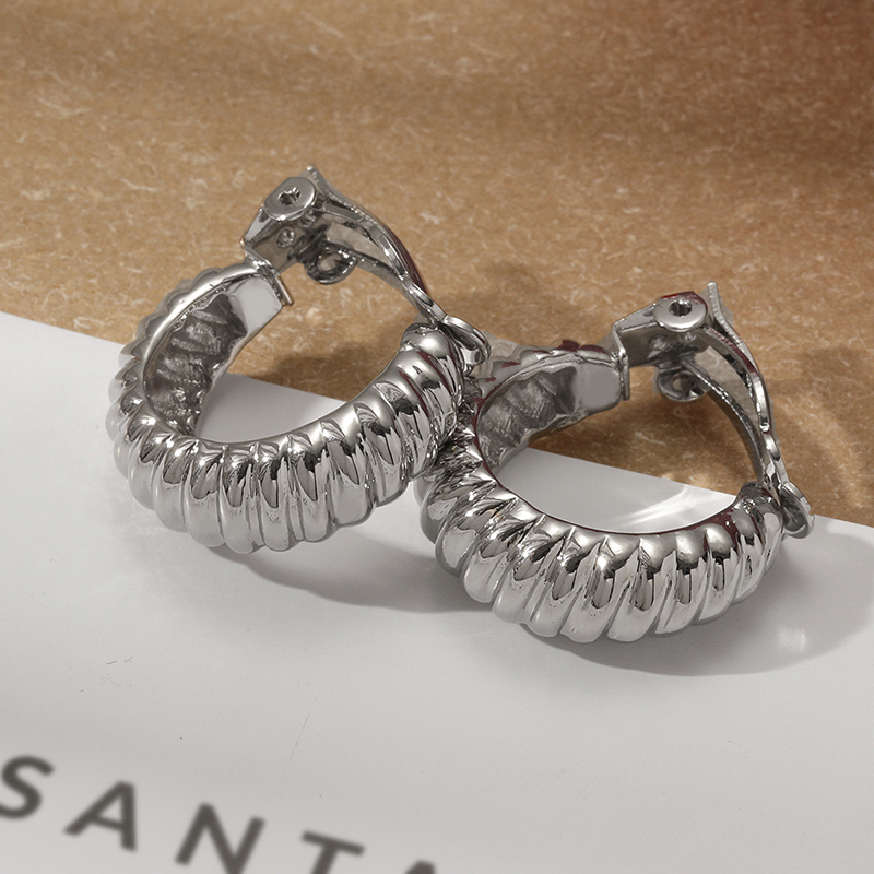 Stainless Steel Croissant Chun – Body Jewelry Hypoallergenic recenzja i cena