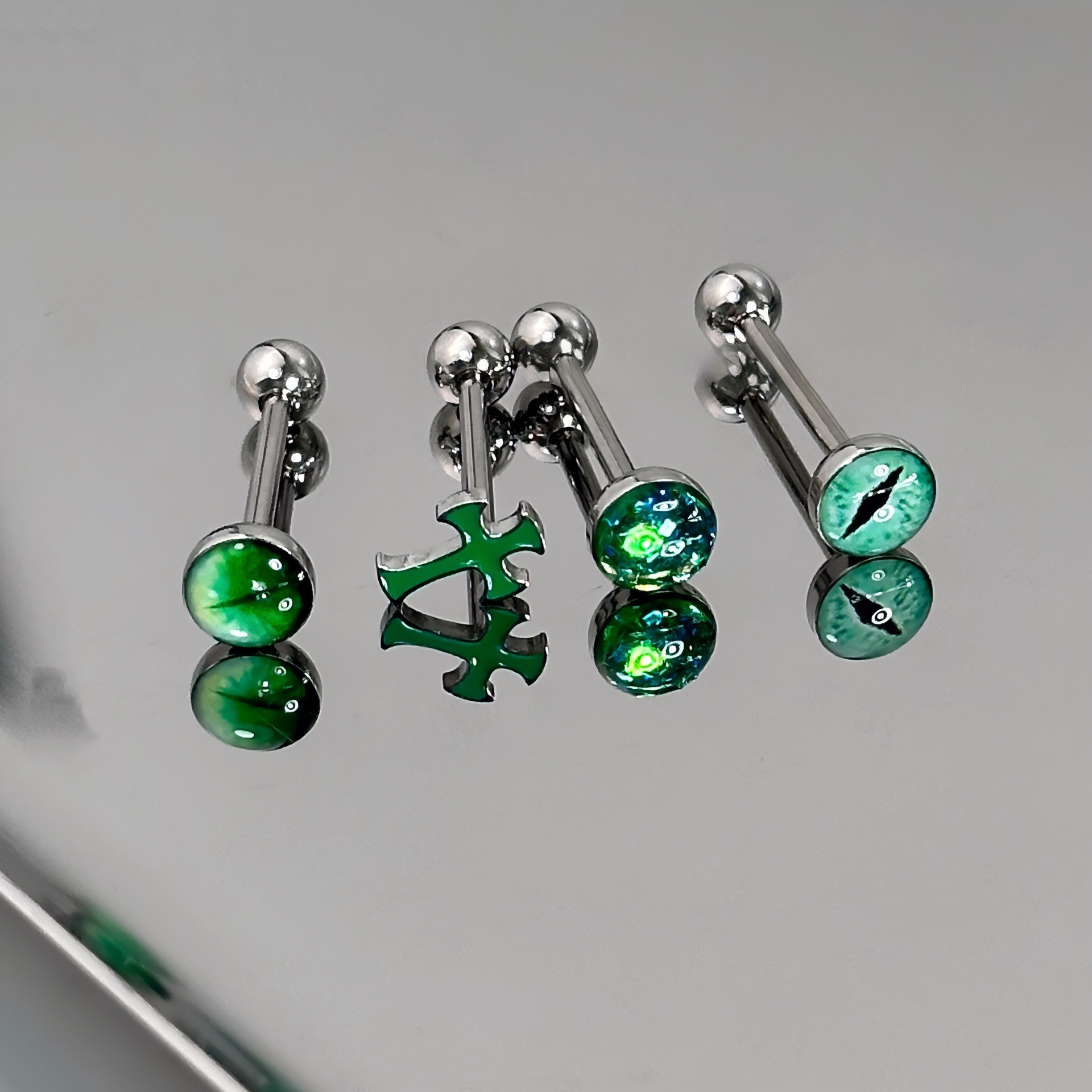 1Pc High-Quality Trendy Green  – Body Jewelry Quality recenzja i cena