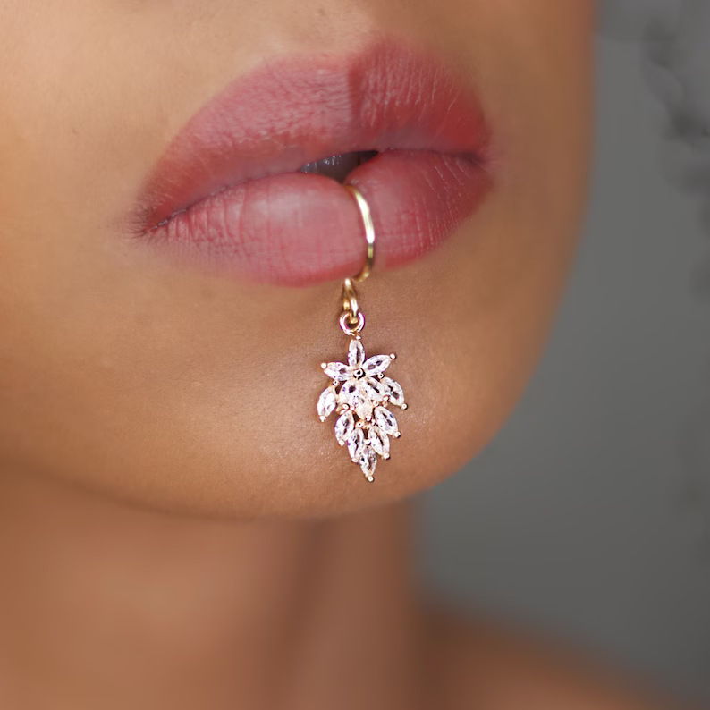 Luxury Gold Color Flower Shape – Body Jewelry Quality recenzja i cena